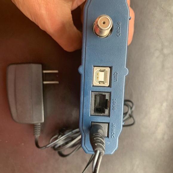 Ubee Cable Modem U10C018.80 - Complete w Cables Power Cord *FC. - Picture 2 of 4